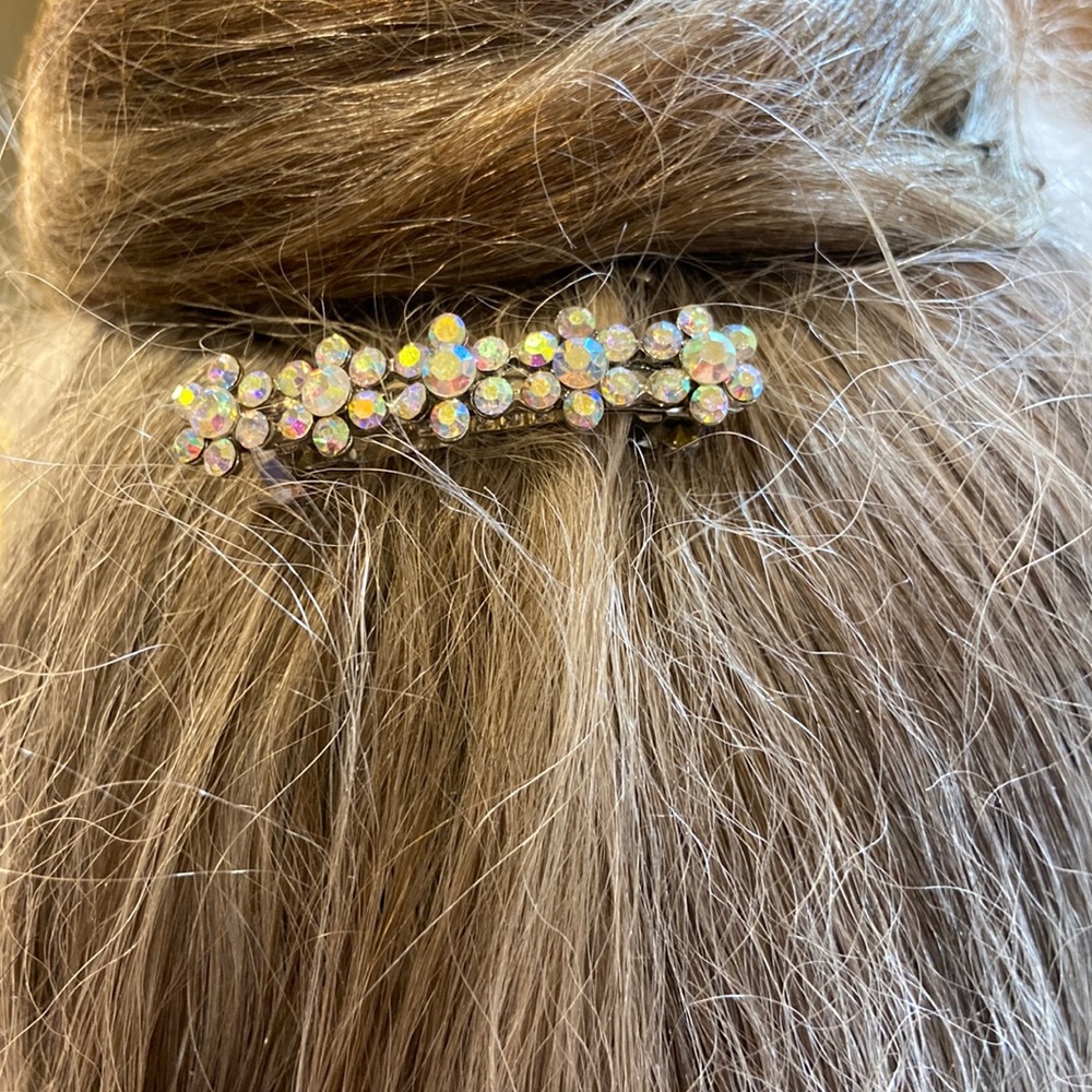 Little girls diamond flower hair clip
